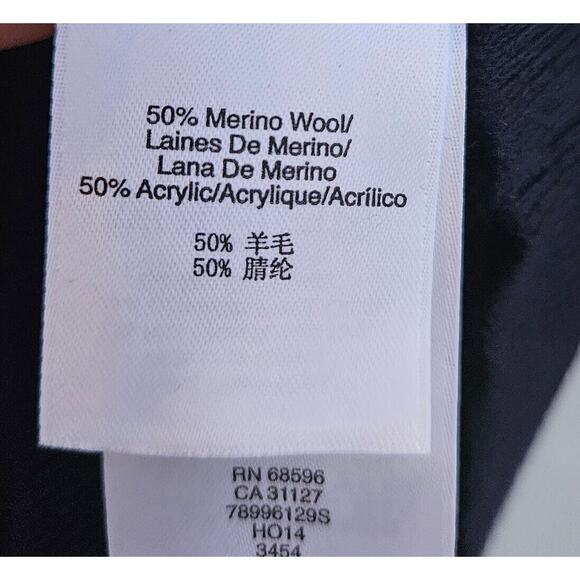 DKNY Sweater Mens Medium Navy Merino Wool V Neck Thin Soft Preppy Dark Academia - Picture 4 of 8